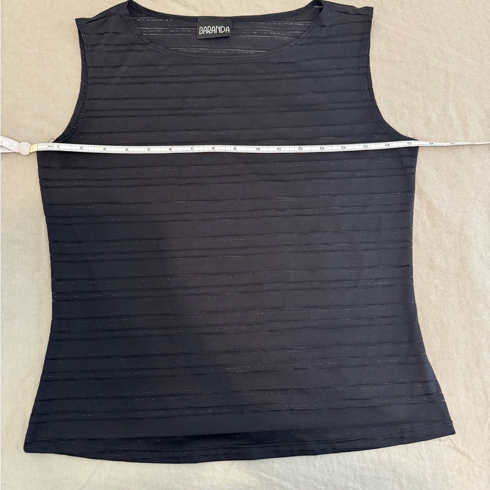 Baranda 90s Black Sleeveless Top